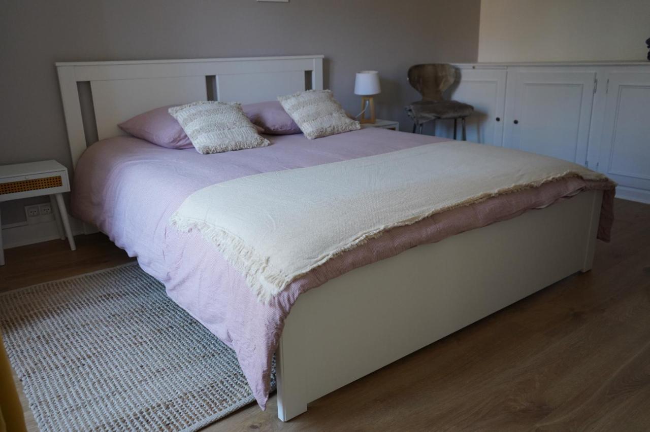 Un Dimanche Chez Julie Chambre Celestine Parthenay Exterior foto
