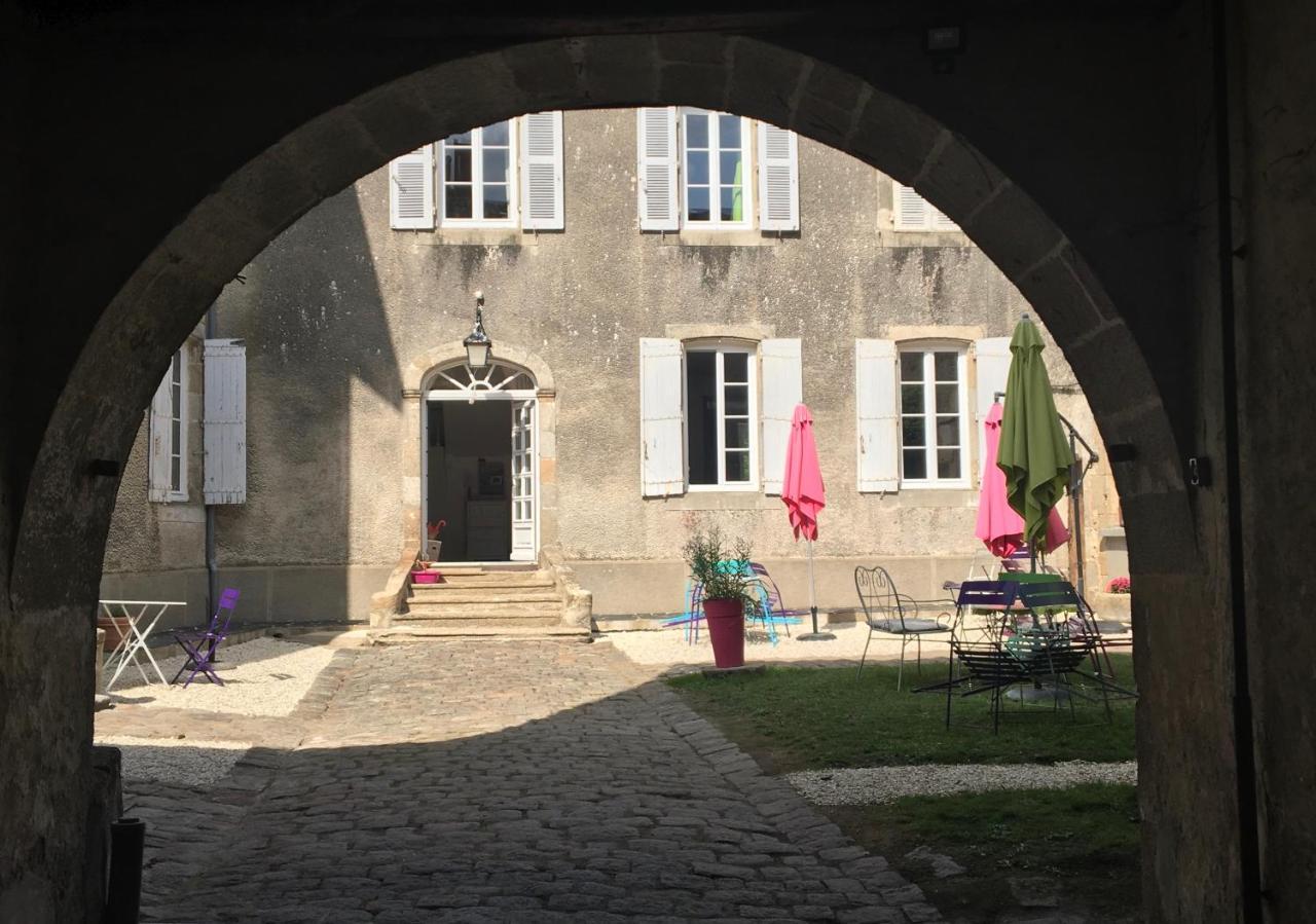 Un Dimanche Chez Julie Chambre Celestine Parthenay Exterior foto